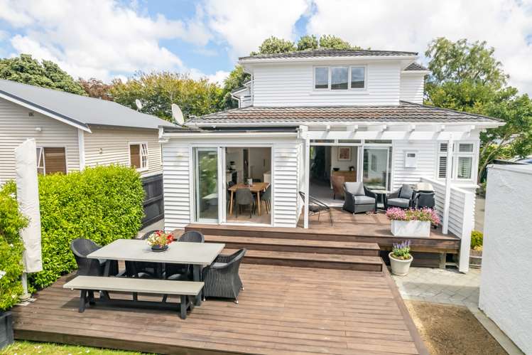 1 Mitchell Street Epuni_27