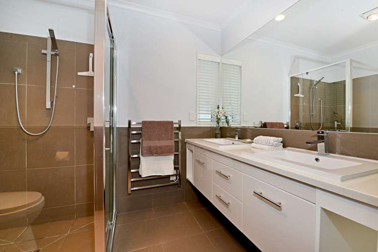 14 Ravello Rise Flat Bush_19