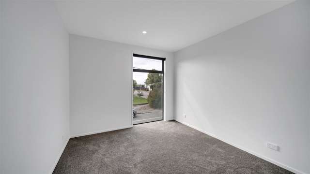 2/273 Wilsons Road Waltham_4