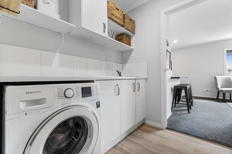 24 Old Farm Road Hamilton East_5