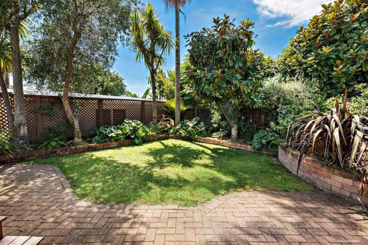 36 Kiwi Road Stanley Point_12