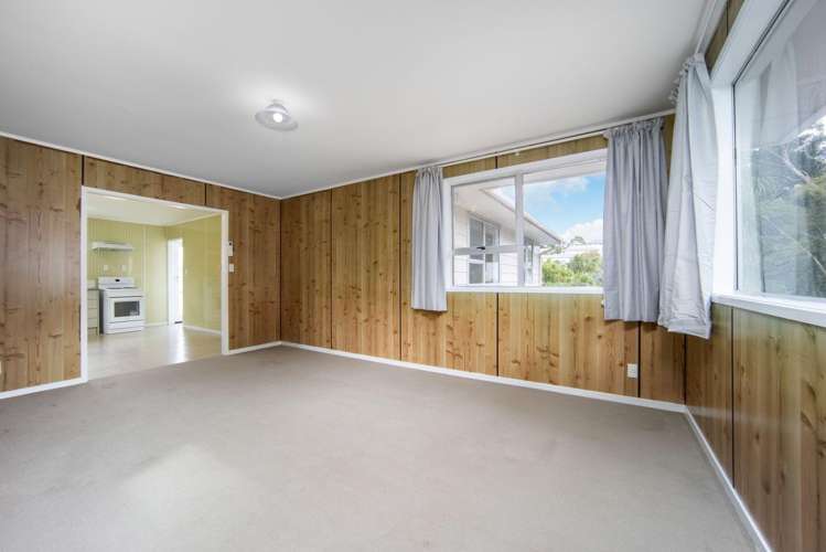  65 Brunner Road Glen Eden_2