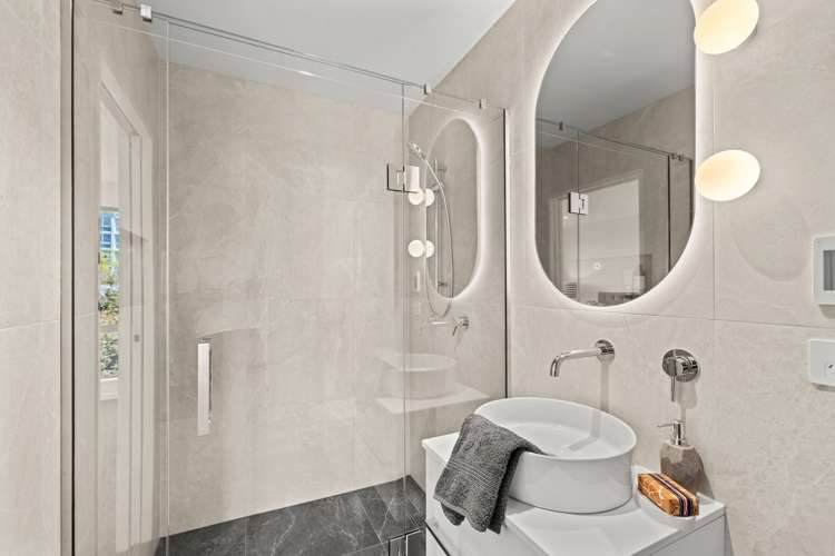 2/11 Carlton Mill Road Merivale_18