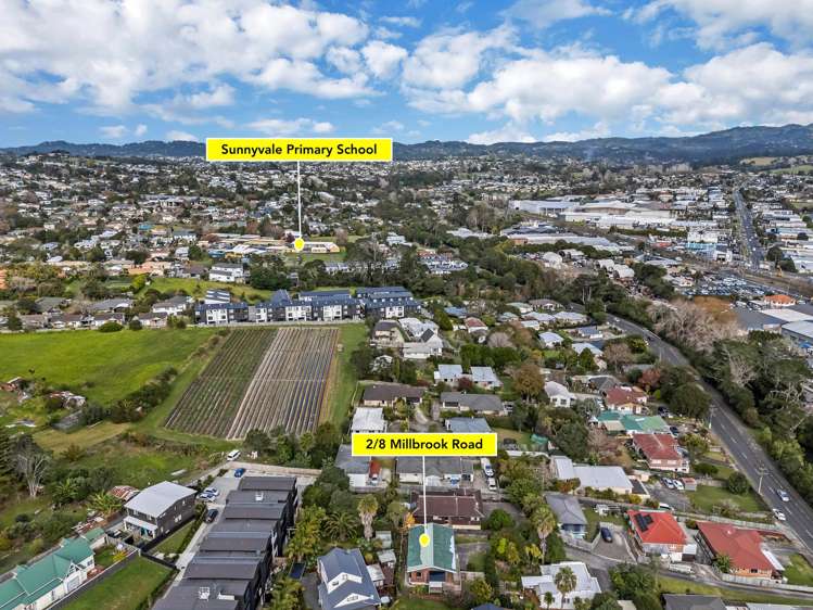 2/8 Millbrook Road Henderson_18