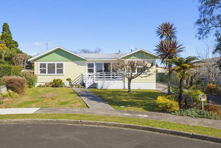 6 Harlech Street Levin_25