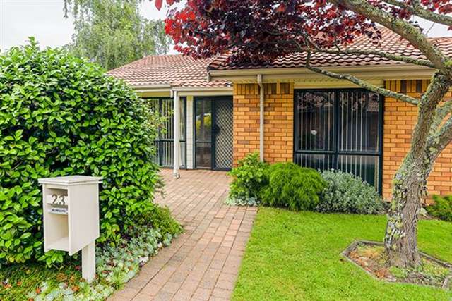 23 Cheltenham Close Flagstaff_1