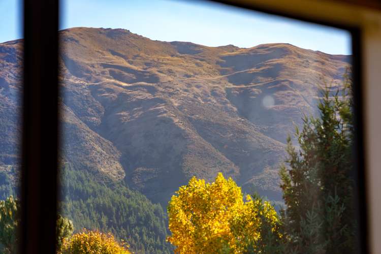 171 Capell Avenue Lake Hawea_21