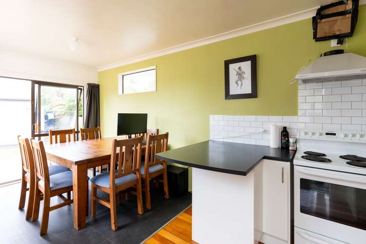 2 Croxley Place Terrace End_3