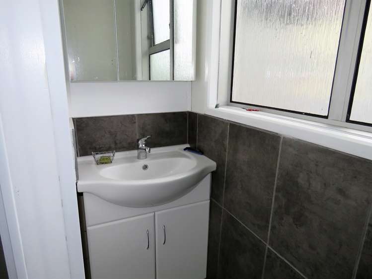 84 Romilly Street Westport_9