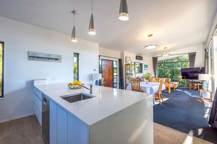 385 Sea View Road Onetangi_6