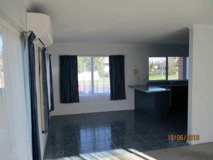 25 Nottingham Drive 1074_7