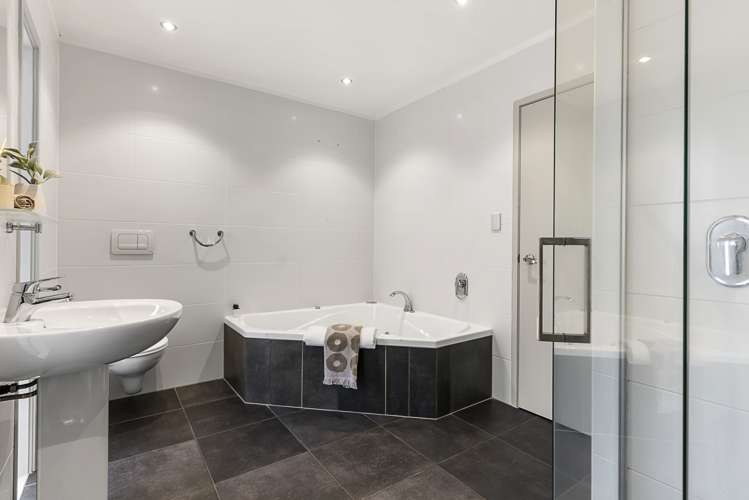 24 Rushden Terrace Red Beach_8