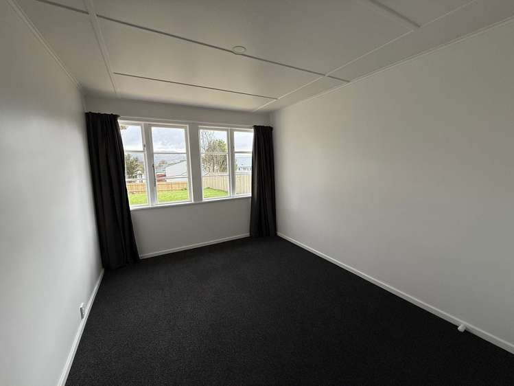 16 Newcombe Street Naenae_24