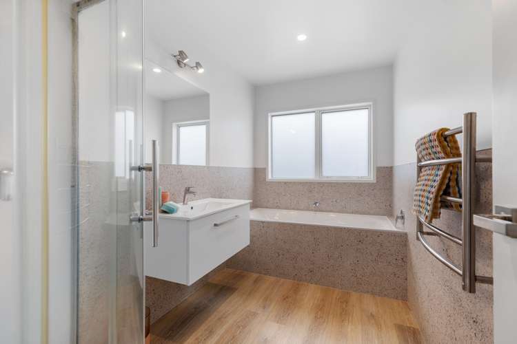 5f Winiata Street Brookfield_13