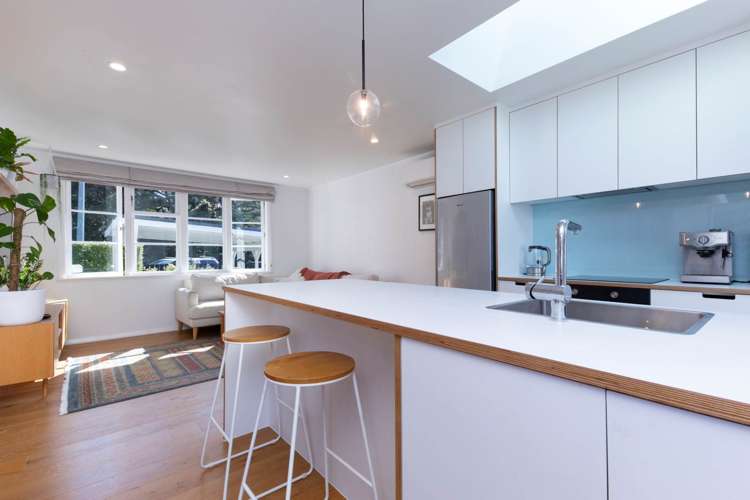 1/4 Godley Road Green Bay_7