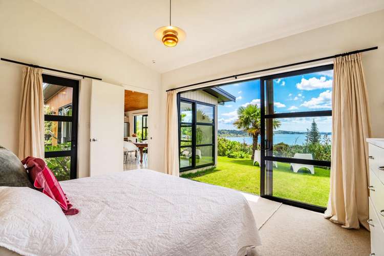 29 Muritai Road Parua Bay_13