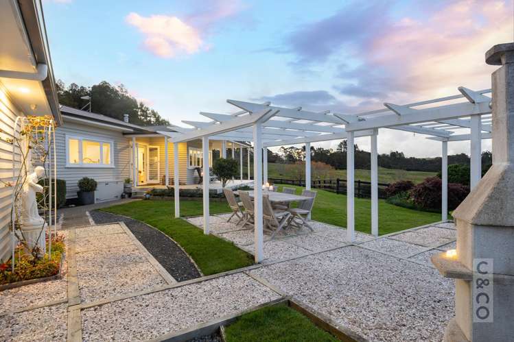 93 Alf Access Road Helensville_30