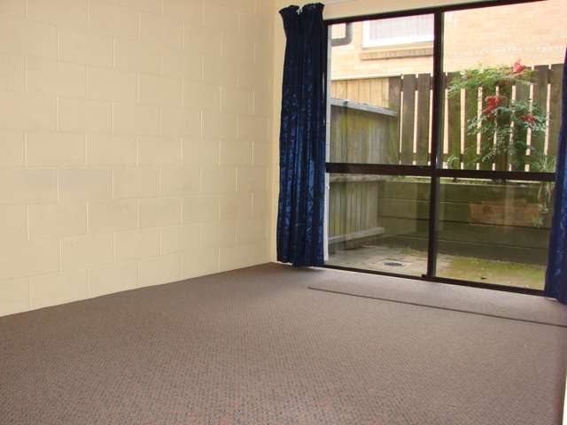 2/49 Tawa Street Mount Maunganui_4