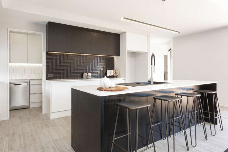 17 Picadilly Avenue Casebrook_8