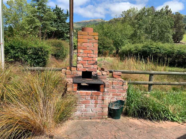 10 Helvellyn Street Outram_13