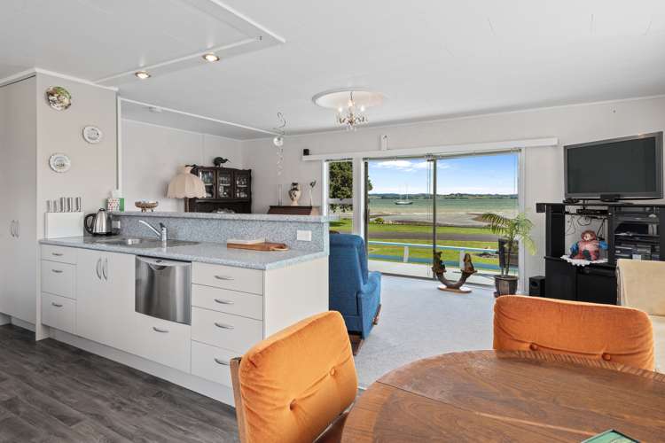 12a Waikaraka Beach Road Tamaterau_4