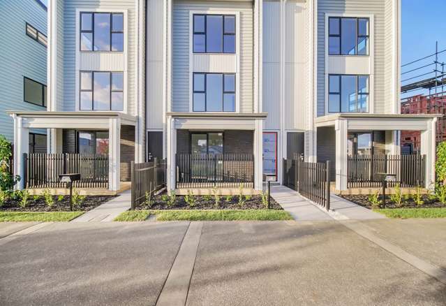 Auranga Karaka's Finest Brand- New Family Residence