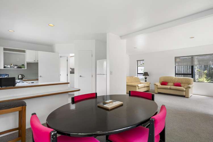 27C Sunnynook Road Sunnynook_10