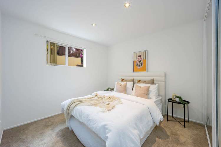 48 Lyons Avenue Murrays Bay_31