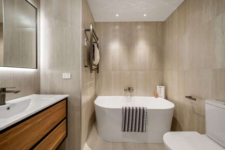 55B The Boulevard Sunnyhills_13