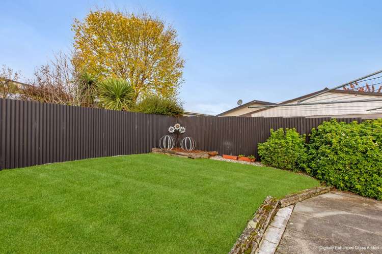 2 Dale Crescent Gore Surrounds_25