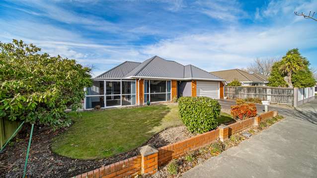 2/52a Berkshire Drive Avonhead_2