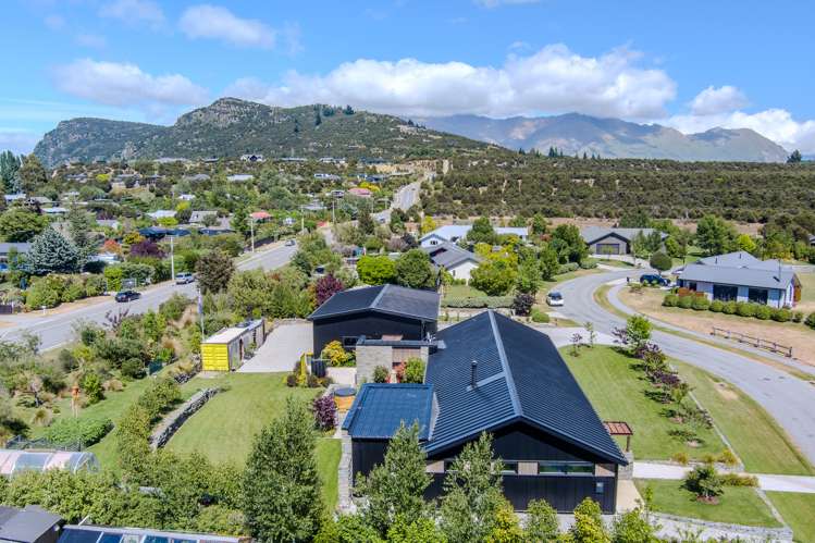 3 Hikuwai Drive Albert Town_32