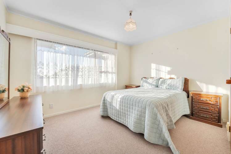 2/1283 Dominion Road Extension Mt Roskill_4