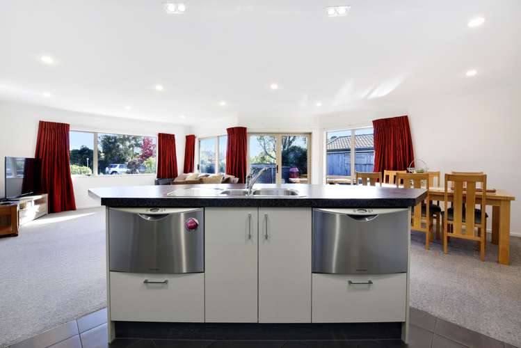 3 Wanderers Avenue Brightwater_8