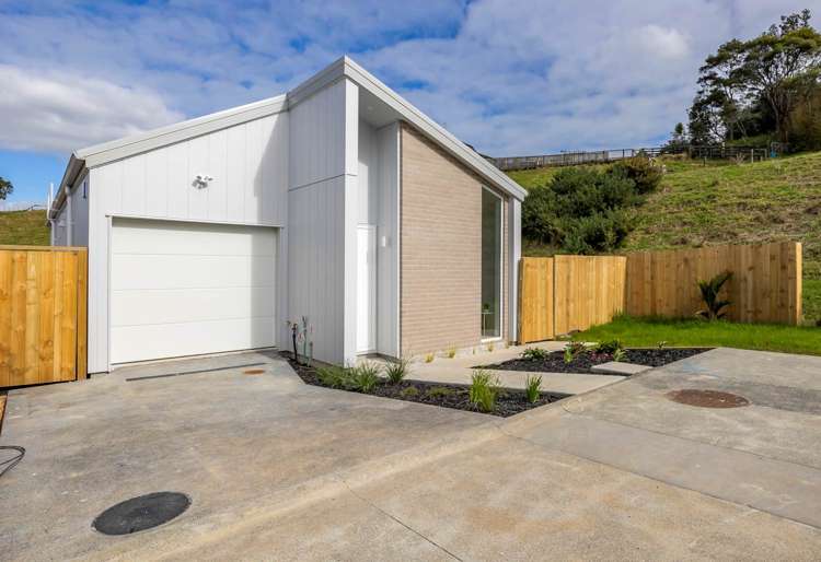 42 Ara Taha Crescent Orewa_1