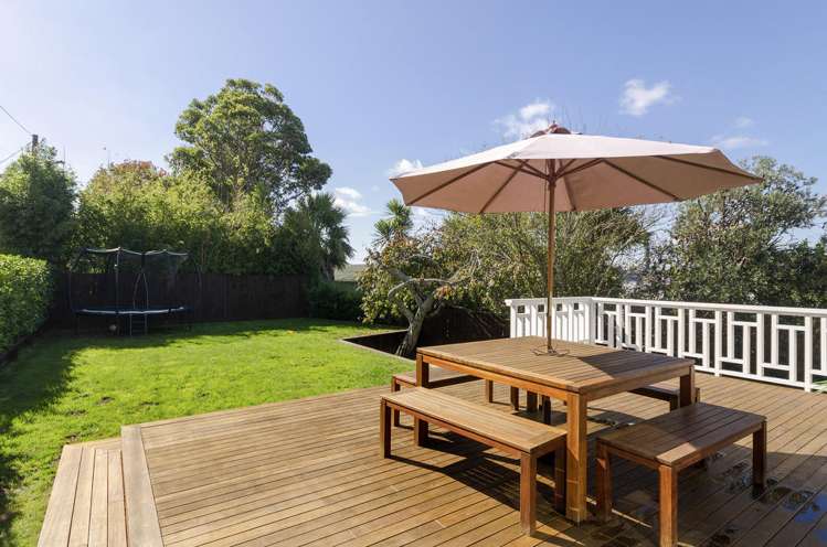 22 Divich Avenue Te Atatu South_16