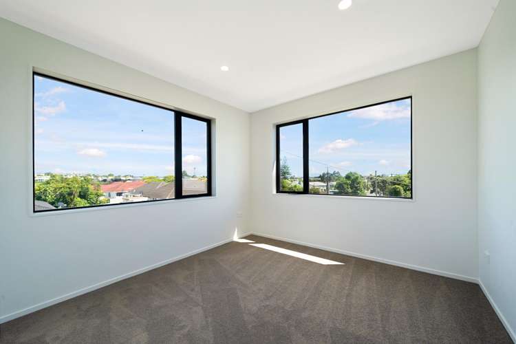 3A Cobham Crescent Kelston_20