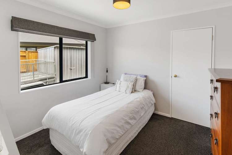 5 Meridian Grove Kelvin Grove_10