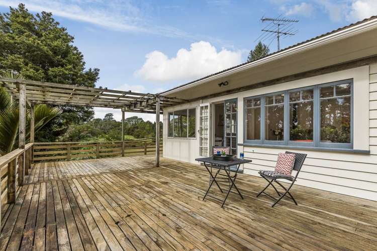 1037 Leigh Road Matakana_11