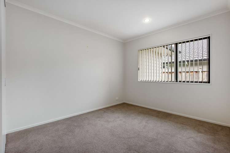 10 Andalusian Way Karaka_6