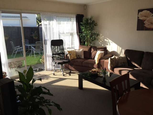 1/10 Roseburn Place Pakuranga_2