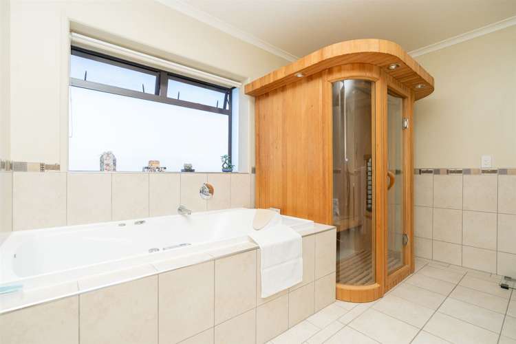 34 Winslow Court Huntington_24