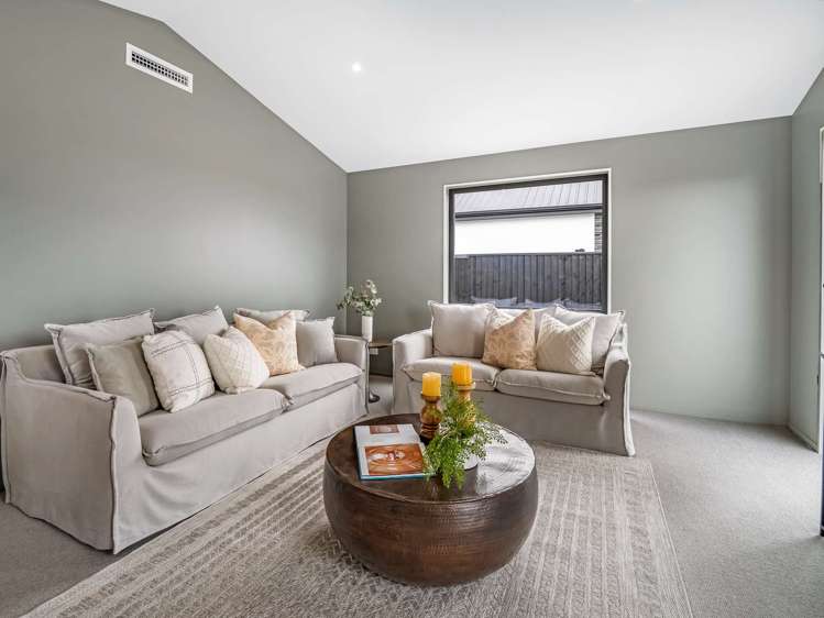 11 Twin Meadows Drive Casebrook_16