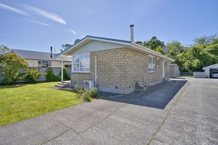 186 Stafford Street Hokitika_19