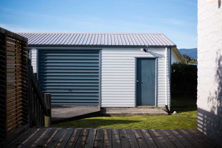 19 Peace Street Tuatapere_37