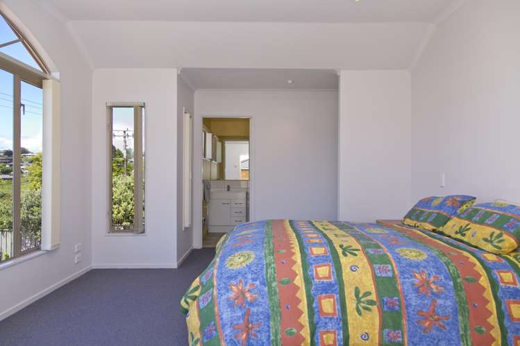 32 Kinder Street Acacia Bay_12