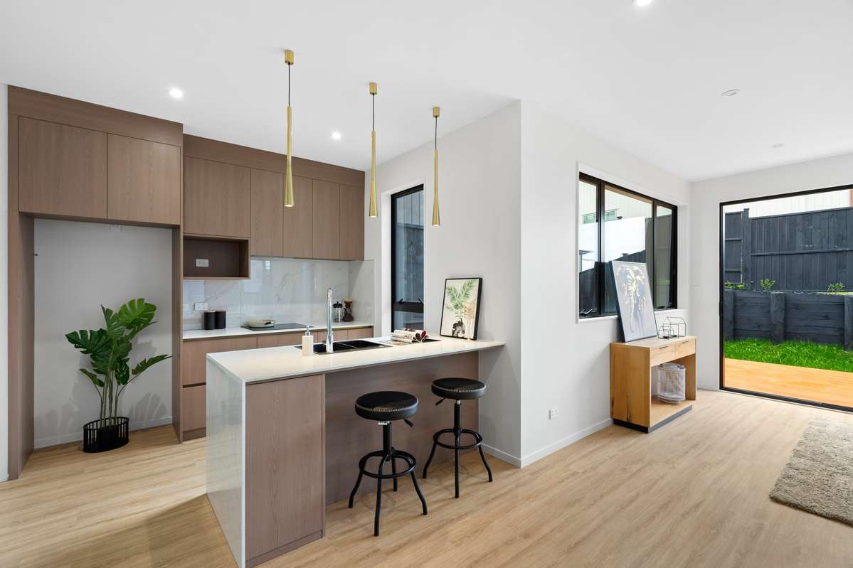 5/90 Picasso Drive_0