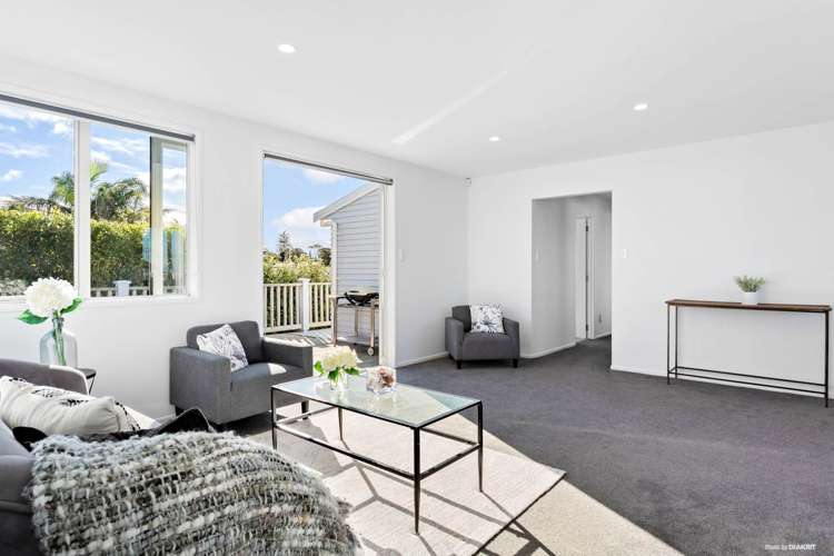 9 Sealy Road Torbay_6