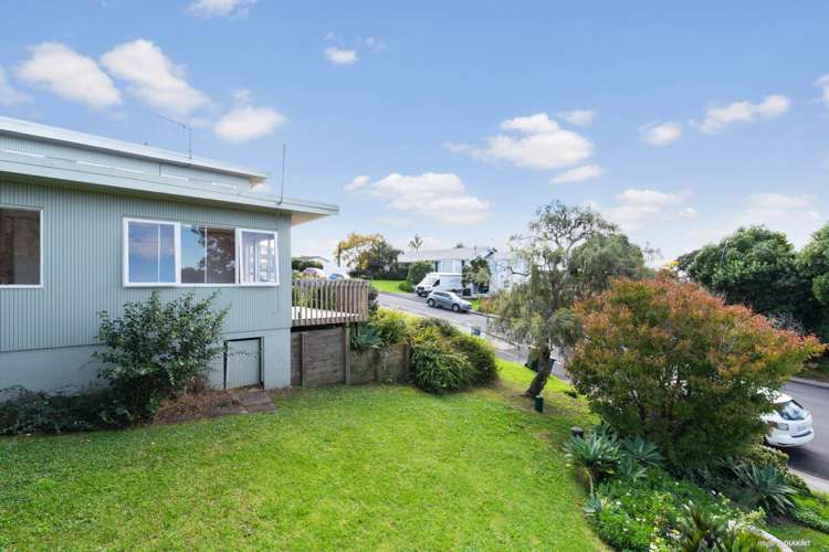 2/114 Eban Avenue Hillcrest_10