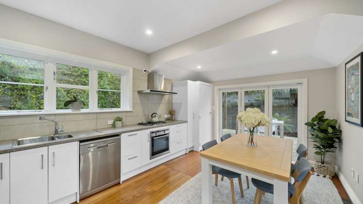 13 Wavell Street Karori_2